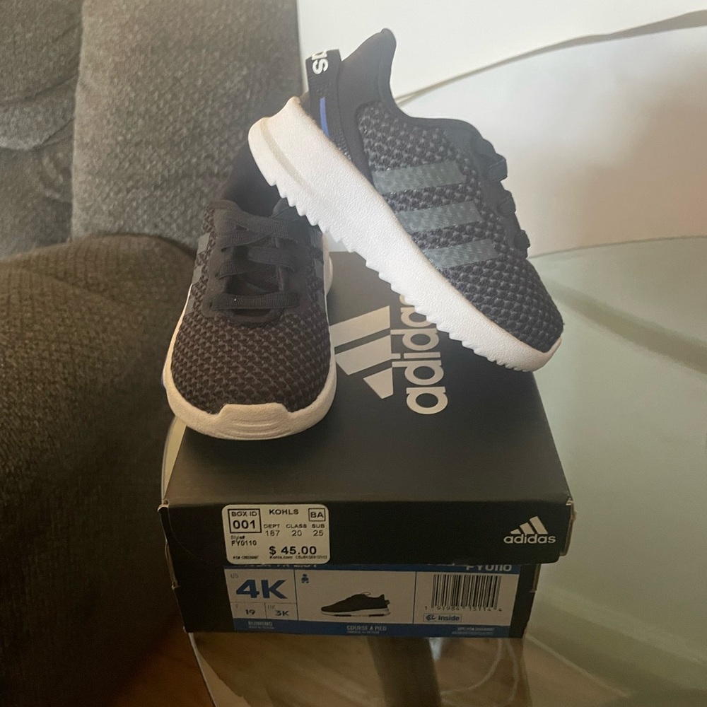 Adidas Racer Size 4K